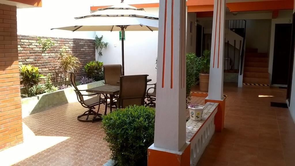 Hotel Dona Juana Тлакотальпан Экстерьер фото